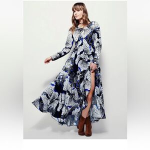 Free People First Kiss Printed Maxi Dress Dark Onyx Combo XS EUC